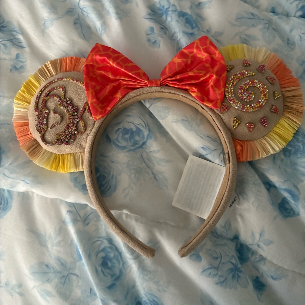 RARE limited edition lion king bedazzled disney ears